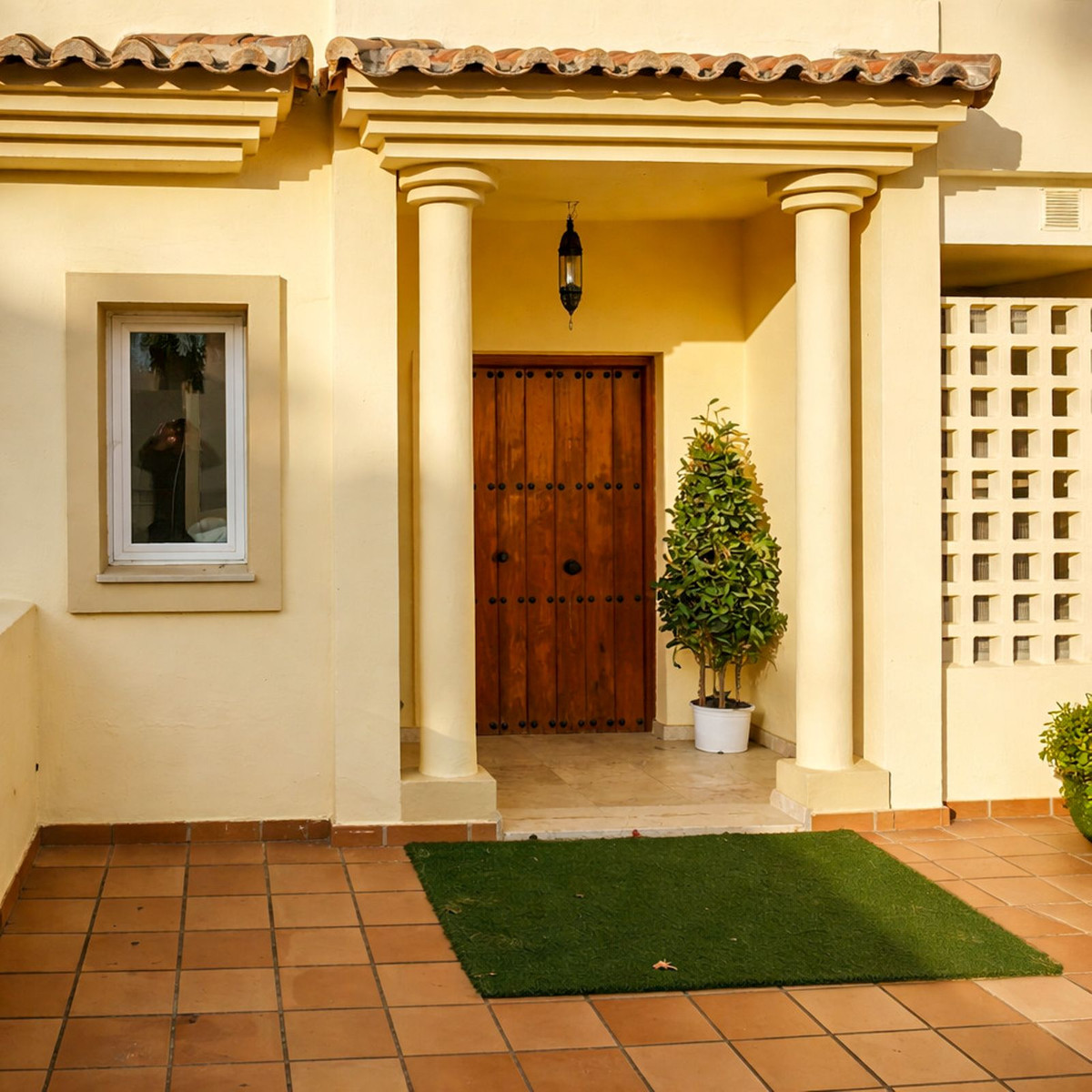 3 Bed Apartment for sale in San Roque Club Costa Del Sol, Cádiz, Spain