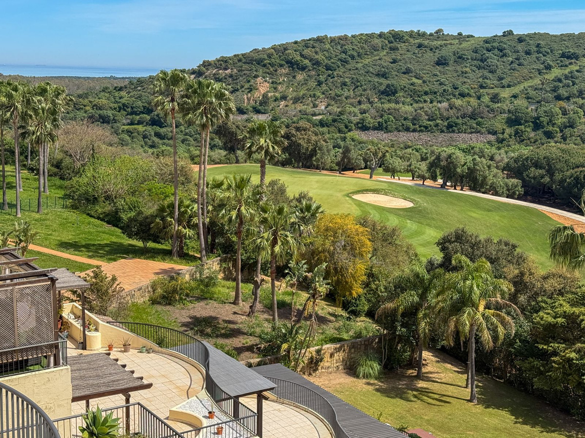 3 Bed Apartment for sale in San Roque Club Costa Del Sol, Cádiz, Spain