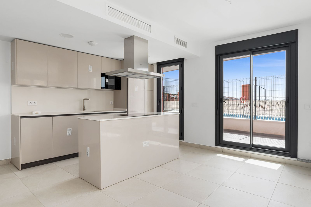 Se vende Apartamento Planta Media de 3 dormitorios en Costa Del Sol, Málaga, España