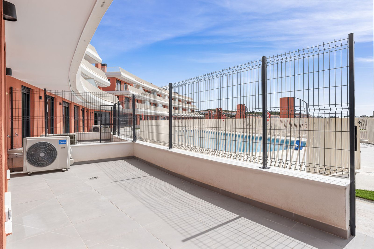 Se vende Apartamento Planta Media de 3 dormitorios en Costa Del Sol, Málaga, España