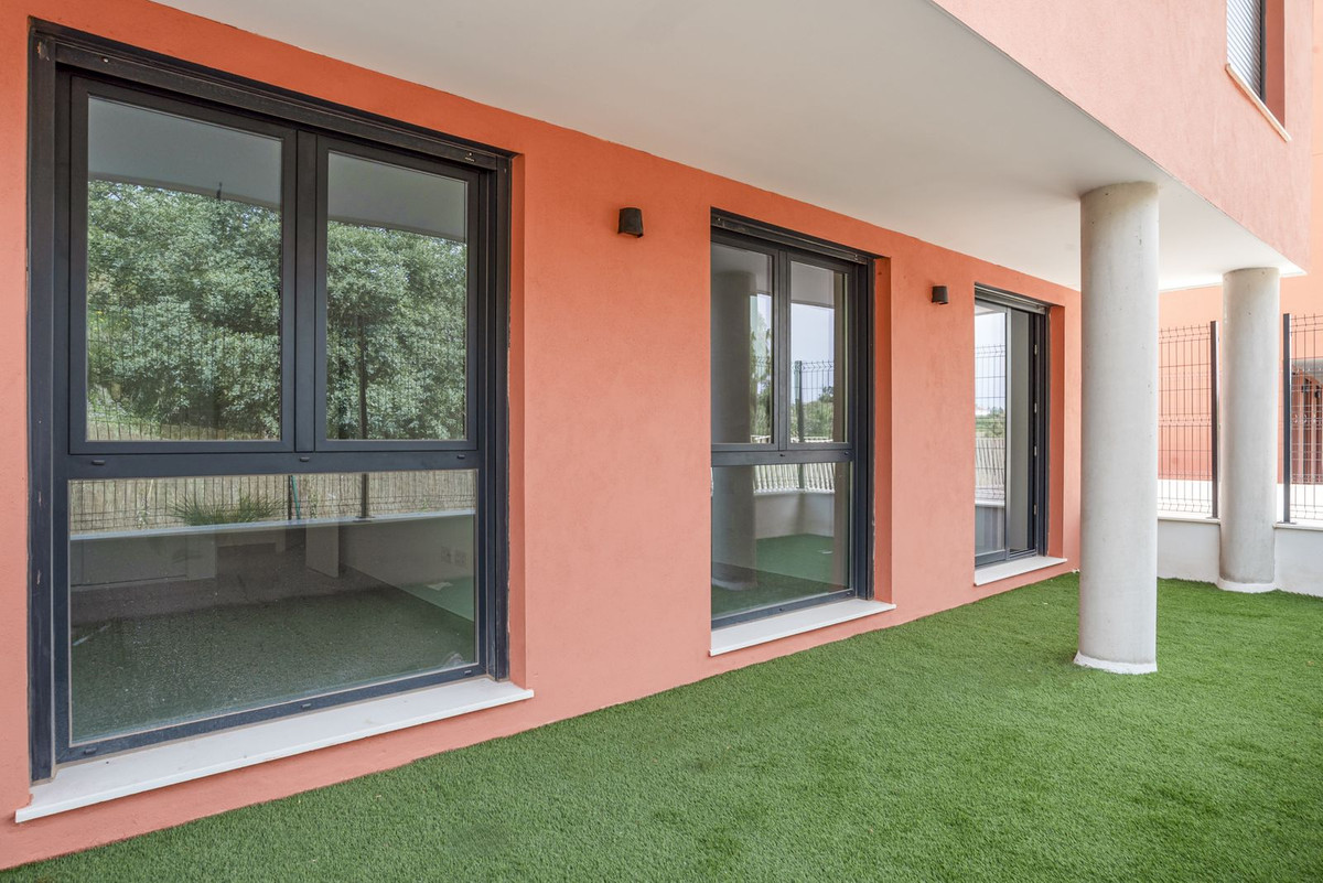 Se vende Apartamento Planta Media de 3 dormitorios en Costa Del Sol, Málaga, España