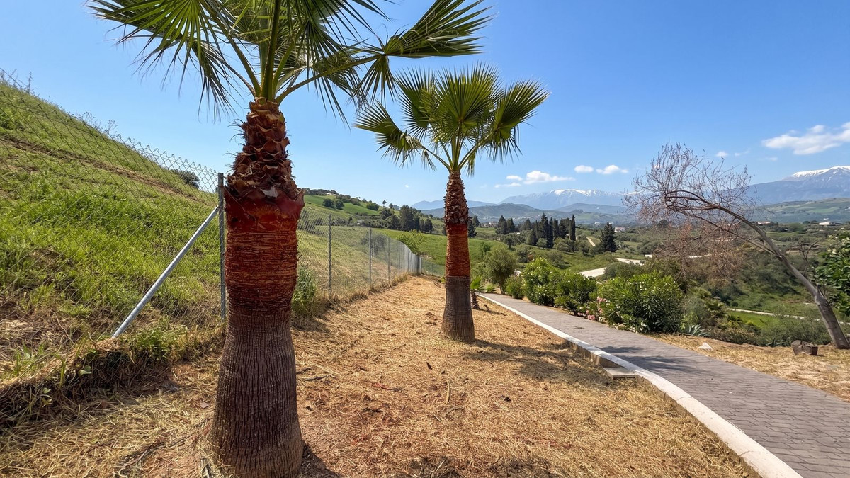 Se vende Finca - Cortijo de 2 dormitorios en Costa Del Sol, Málaga, España