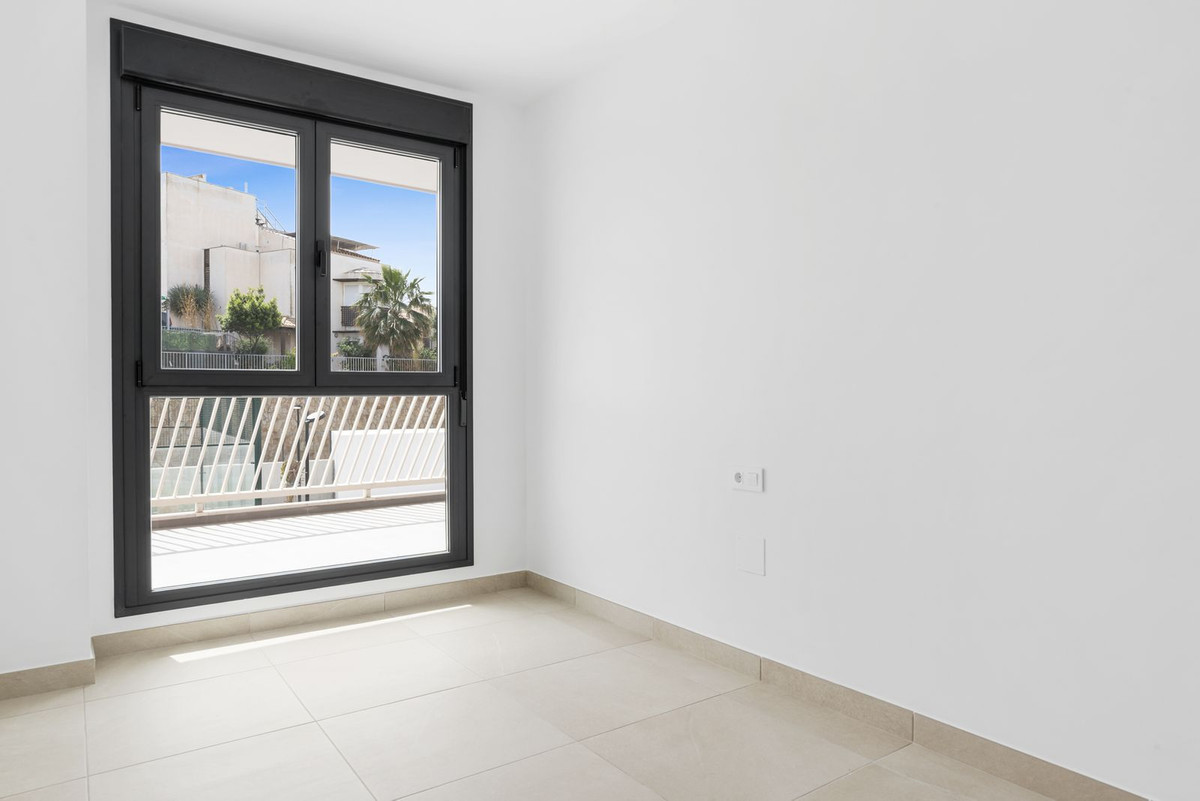 2 Bed Apartment for sale in La Cala De Mijas Costa Del Sol, Málaga, Spain