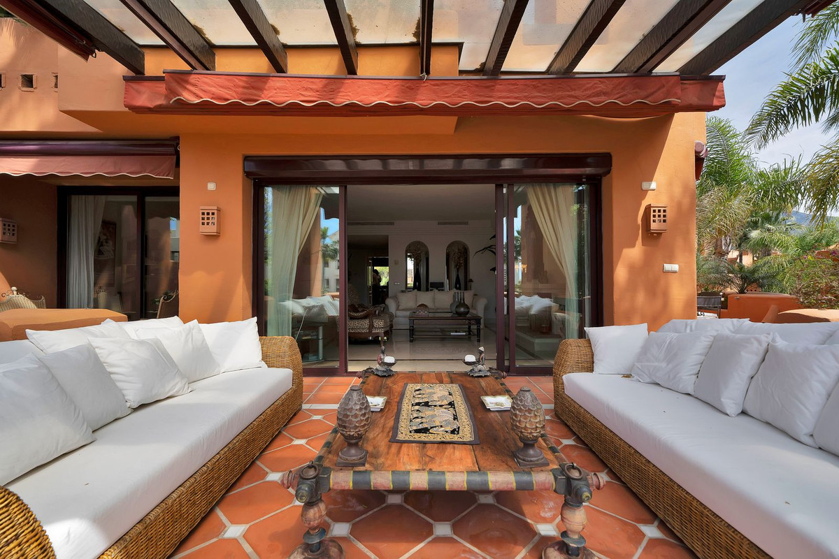 2 Bed Apartment for sale in Marbella Costa Del Sol, Málaga, Spain