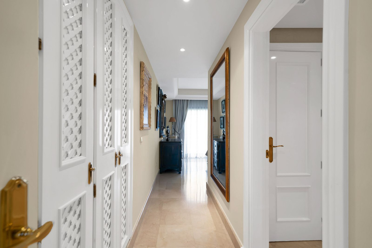 2 Bed Apartment for sale in Marbella Costa Del Sol, Málaga, Spain