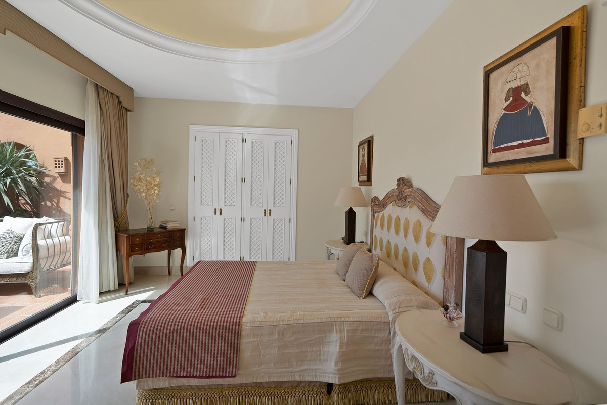 2 Bed Apartment for sale in Marbella Costa Del Sol, Málaga, Spain