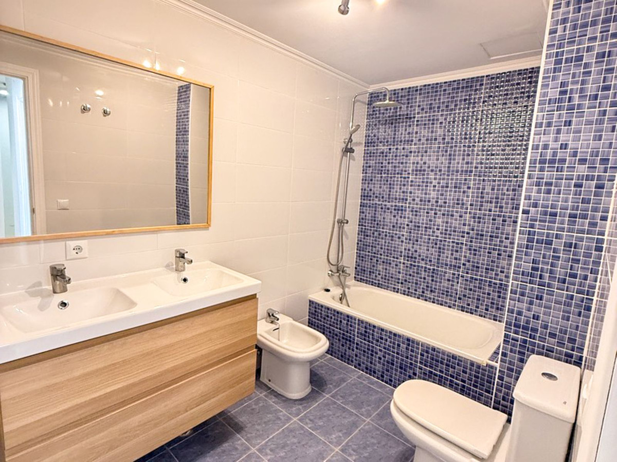 2 Bed Apartment for sale in San Luis De Sabinillas Costa Del Sol, Málaga, Spain