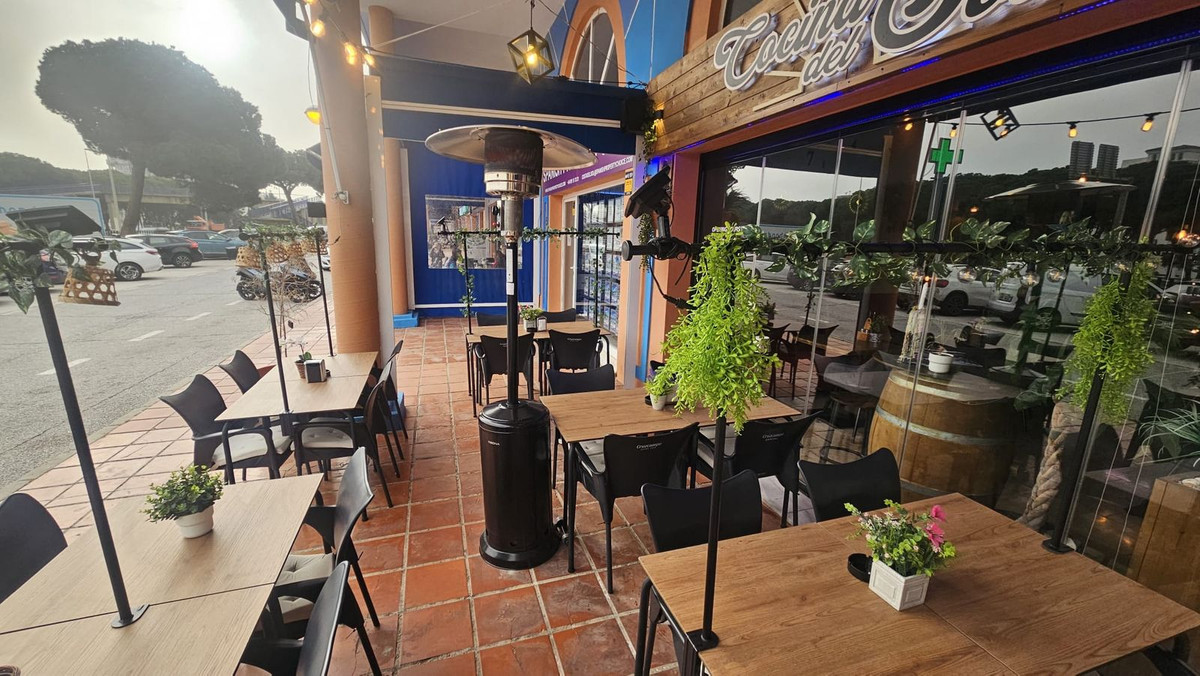 Se vende Restaurante de 1 dormitorios en Costa Del Sol, Málaga, España