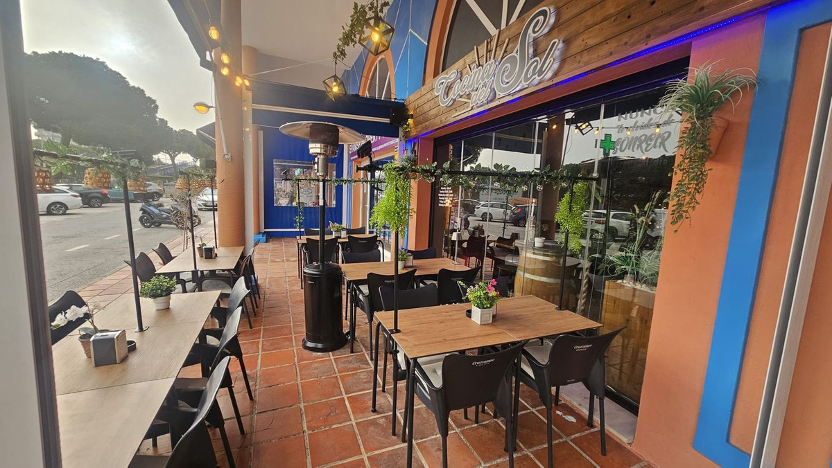 Se vende Restaurante de 1 dormitorios en Costa Del Sol, Málaga, España