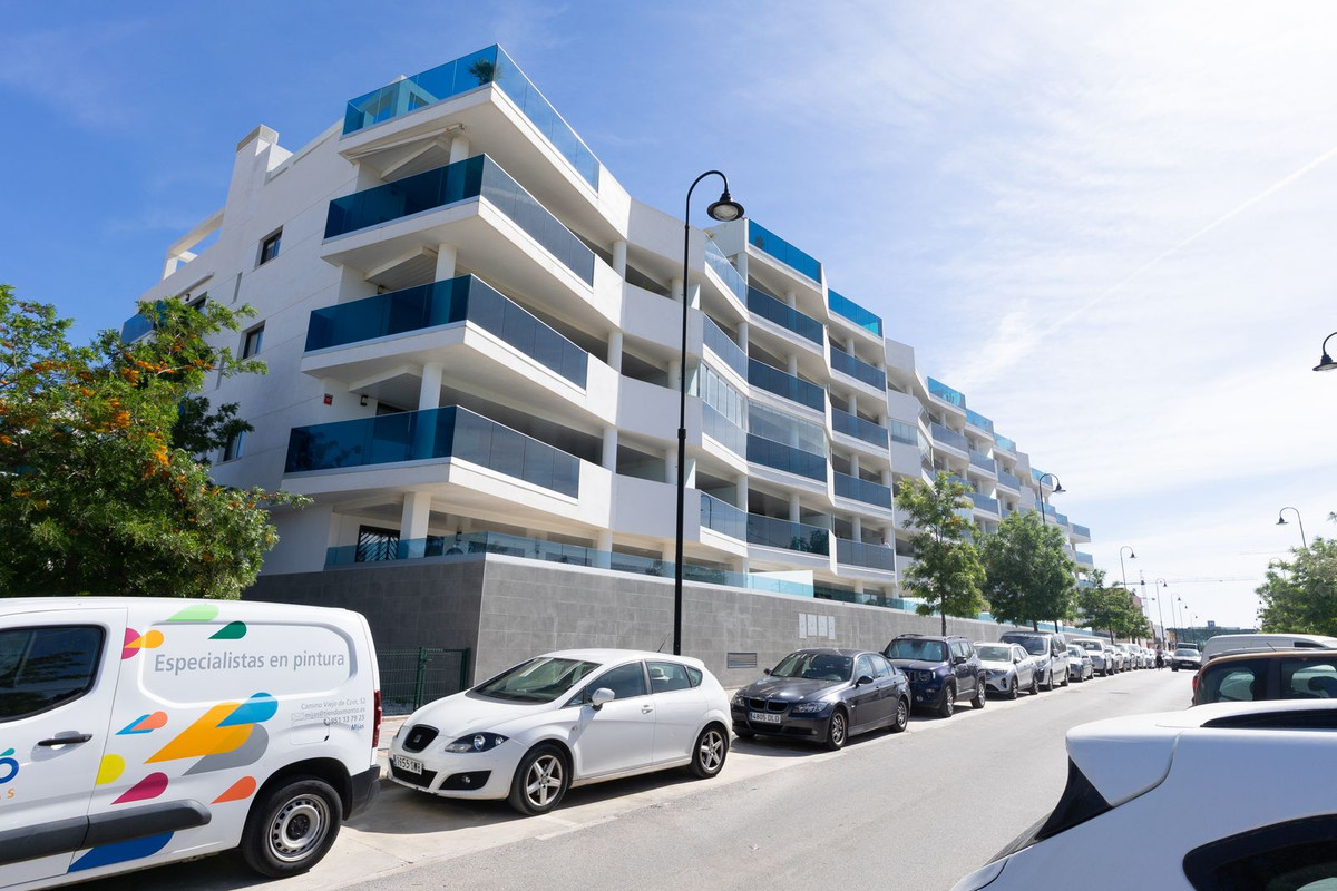 Se vende Apartamento Planta Media de 2 dormitorios en Costa Del Sol, Málaga, España