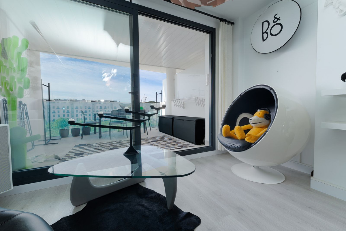 Se vende Apartamento Planta Media de 2 dormitorios en Costa Del Sol, Málaga, España