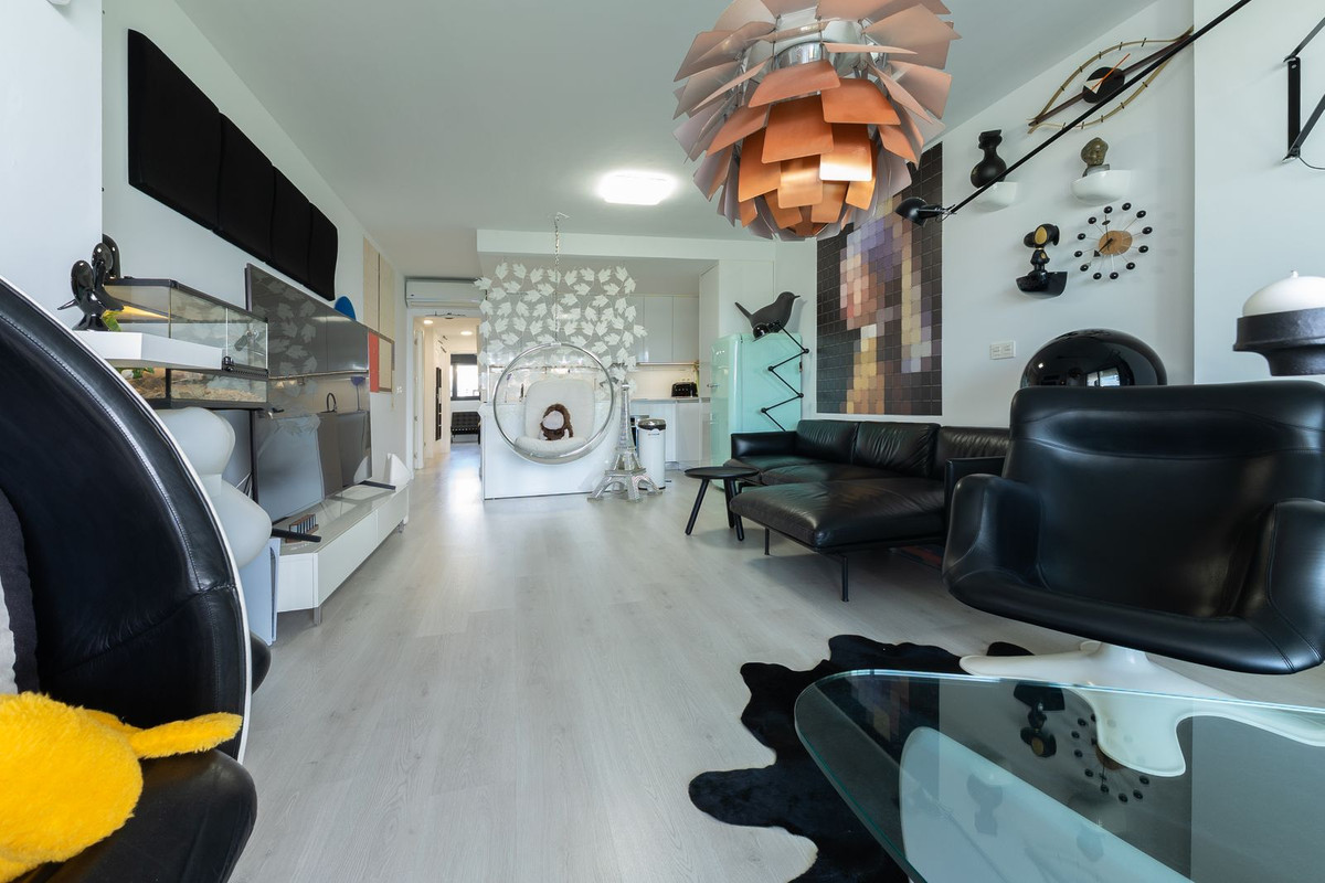 Se vende Apartamento Planta Media de 2 dormitorios en Costa Del Sol, Málaga, España