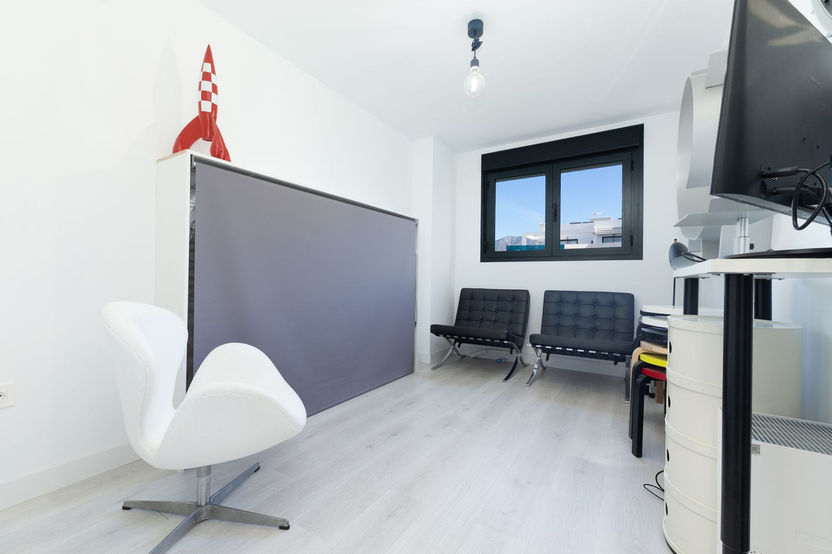 Se vende Apartamento Planta Media de 2 dormitorios en Costa Del Sol, Málaga, España