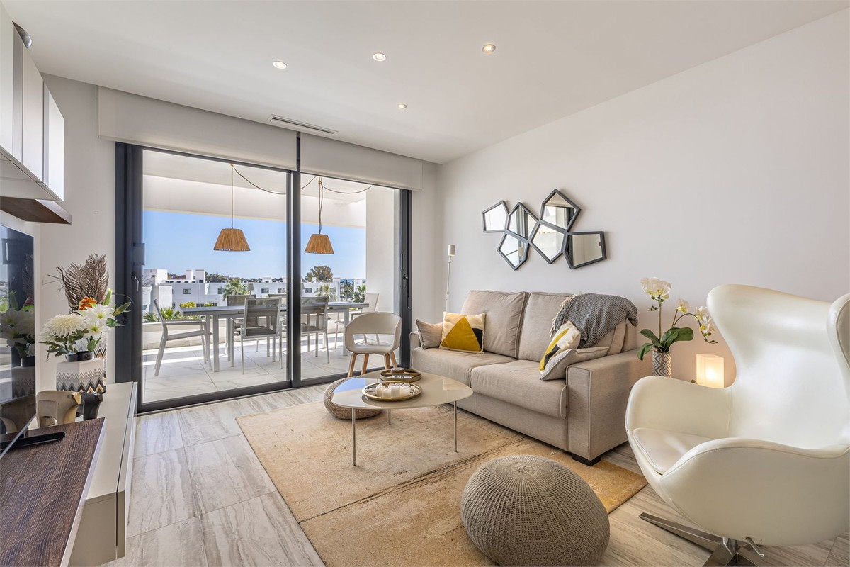 2 Bed Apartment for sale in Bel Air Costa Del Sol, Málaga, Spain