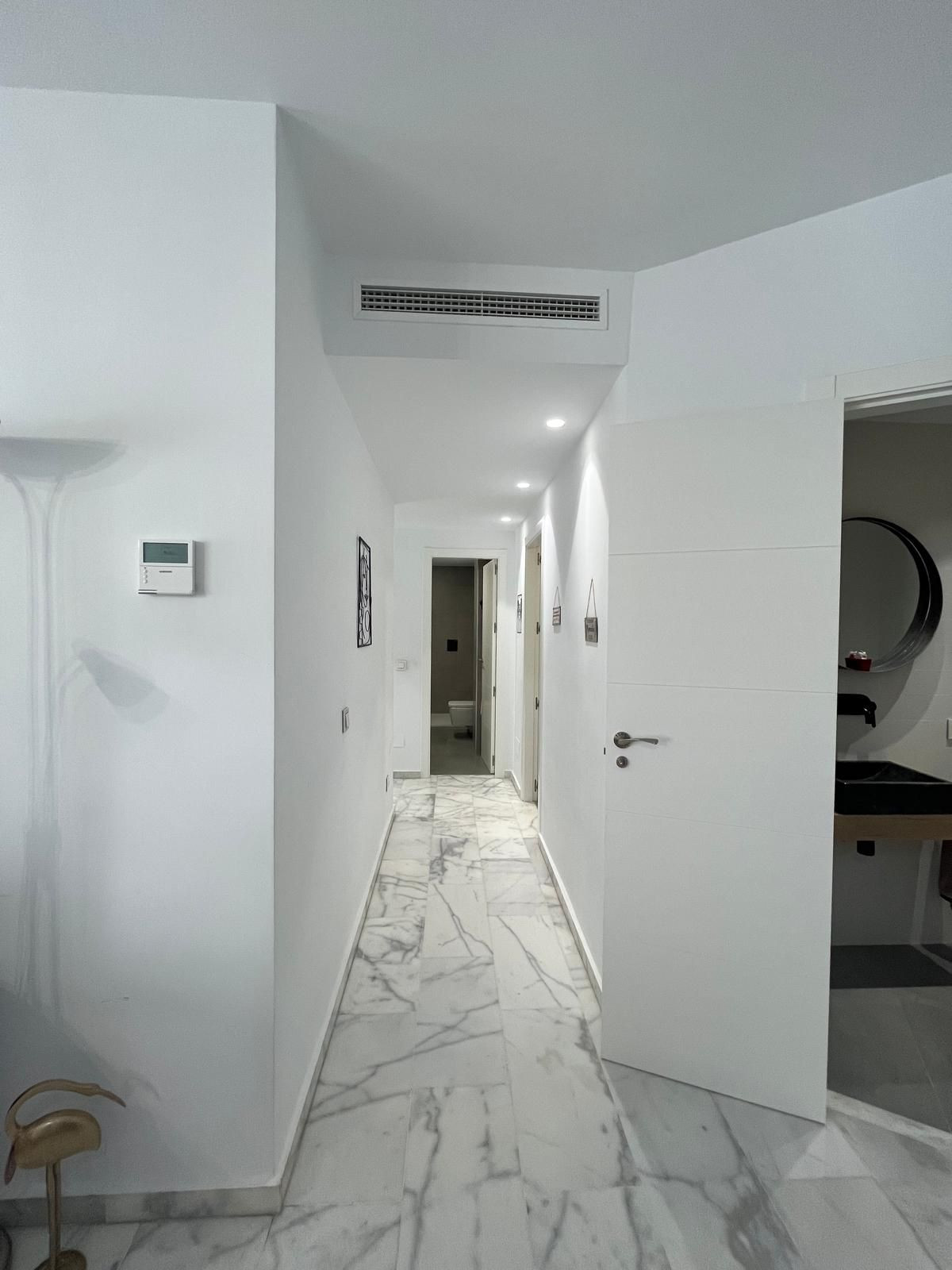Se vende Apartamento Planta Media de 3 dormitorios en Costa Del Sol, Málaga, España