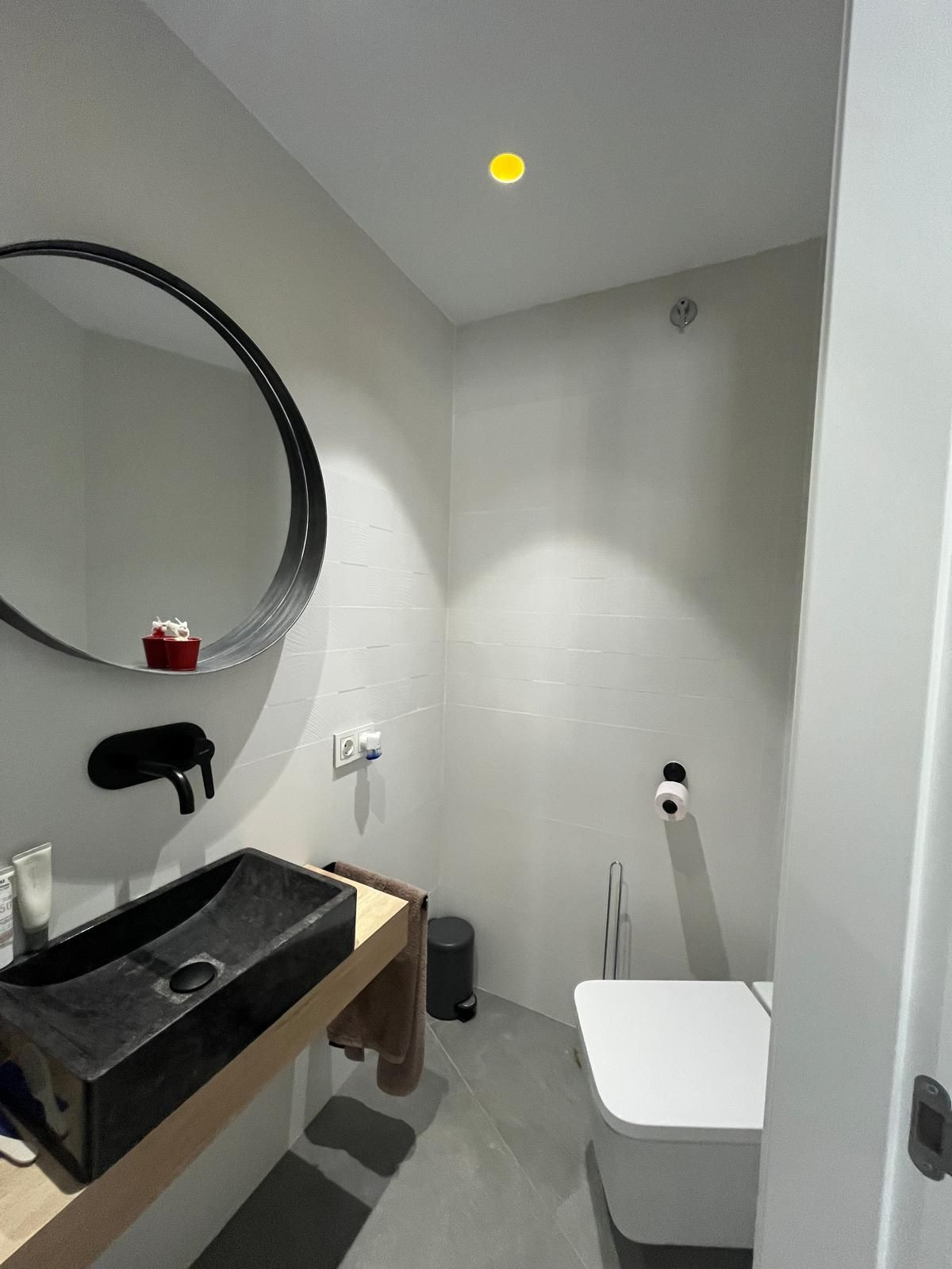 Se vende Apartamento Planta Media de 3 dormitorios en Costa Del Sol, Málaga, España