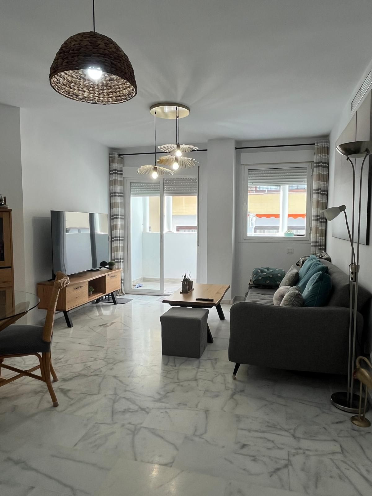 Se vende Apartamento Planta Media de 3 dormitorios en Costa Del Sol, Málaga, España