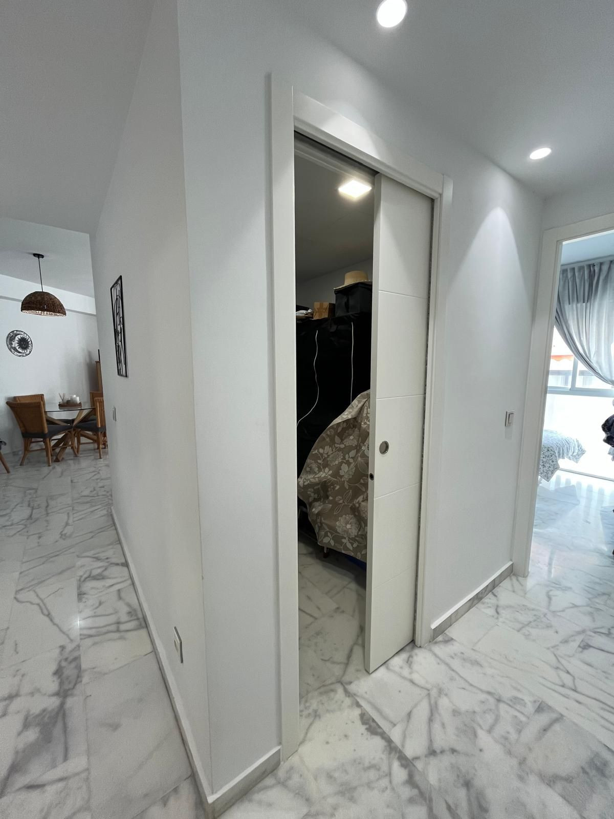 Se vende Apartamento Planta Media de 3 dormitorios en Costa Del Sol, Málaga, España