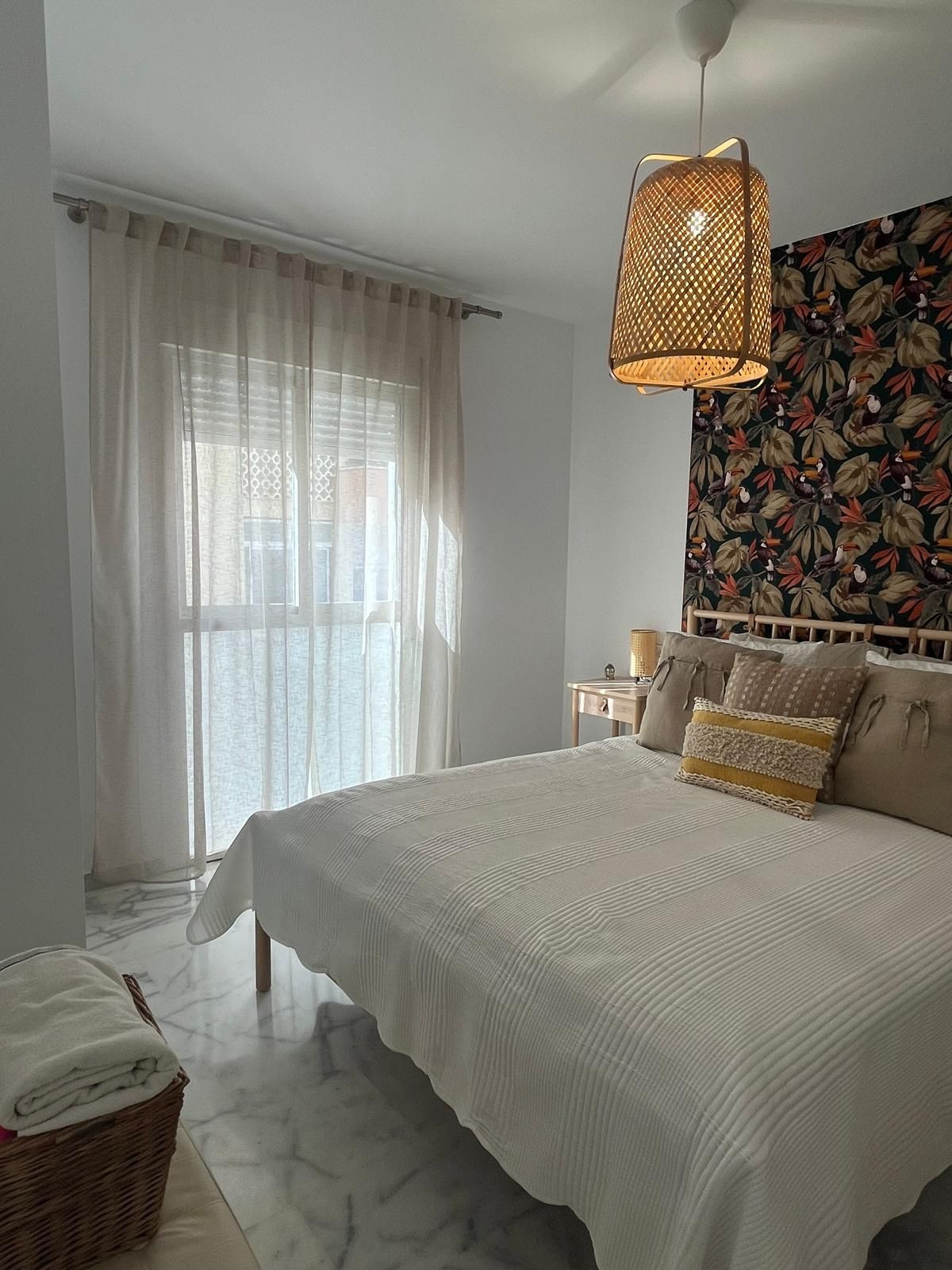 Se vende Apartamento Planta Media de 3 dormitorios en Costa Del Sol, Málaga, España
