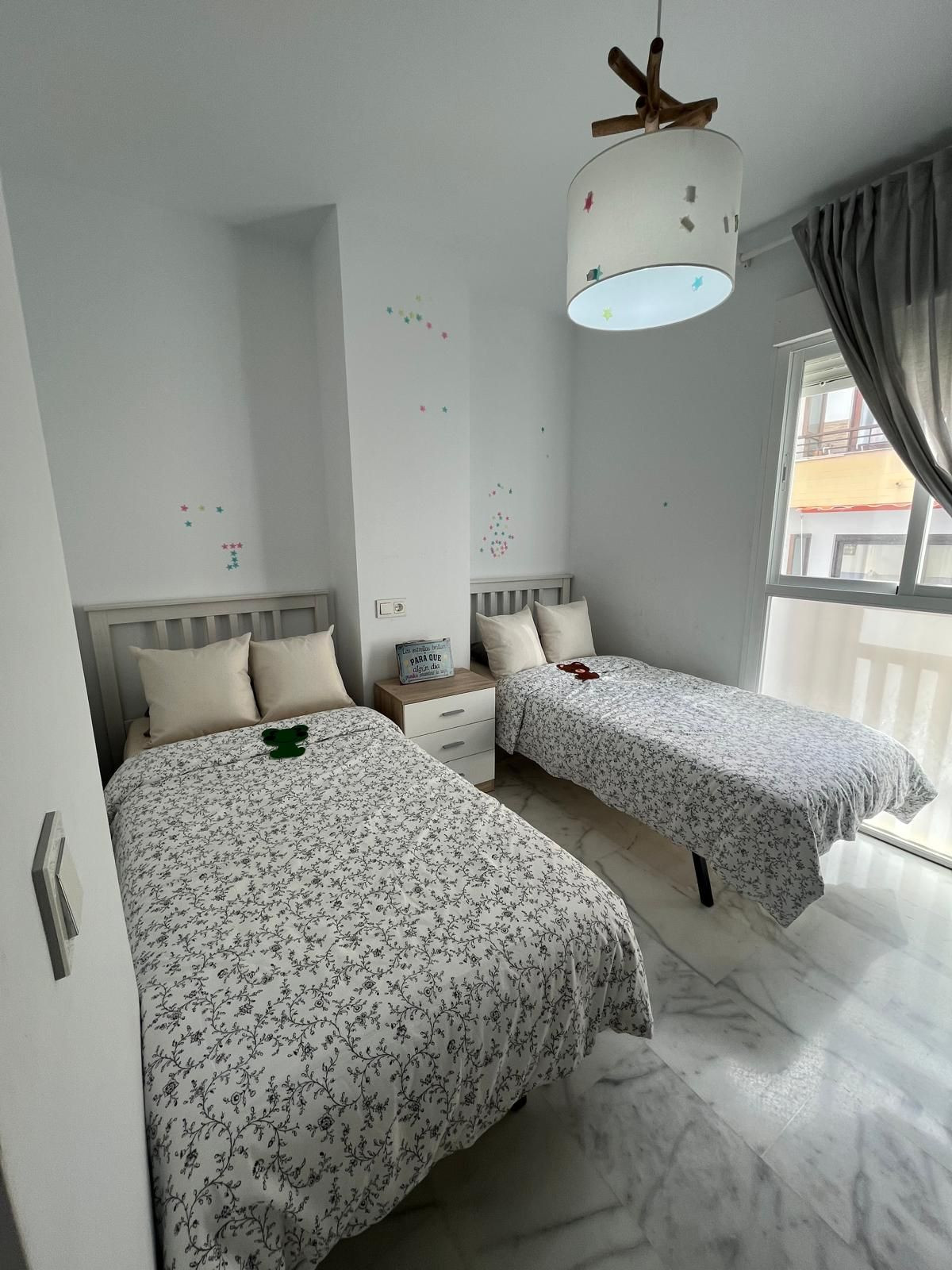Se vende Apartamento Planta Media de 3 dormitorios en Costa Del Sol, Málaga, España