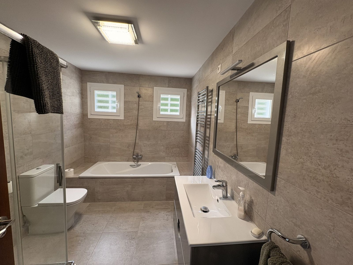 6 Bed Townhouse for sale in Mijas Costa Costa Del Sol, Málaga, Spain