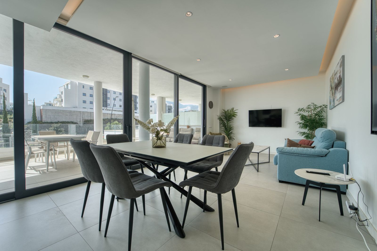 Se vende Apartamento Planta Baja de 2 dormitorios en Costa Del Sol, Málaga, España