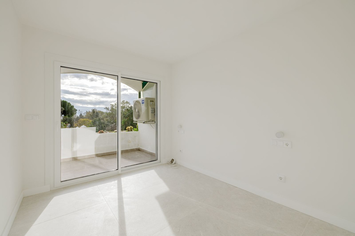 2 Bed Apartment for sale in Artola Costa Del Sol, Málaga, Spain