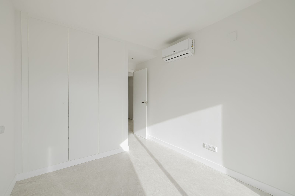 2 Bed Apartment for sale in Artola Costa Del Sol, Málaga, Spain