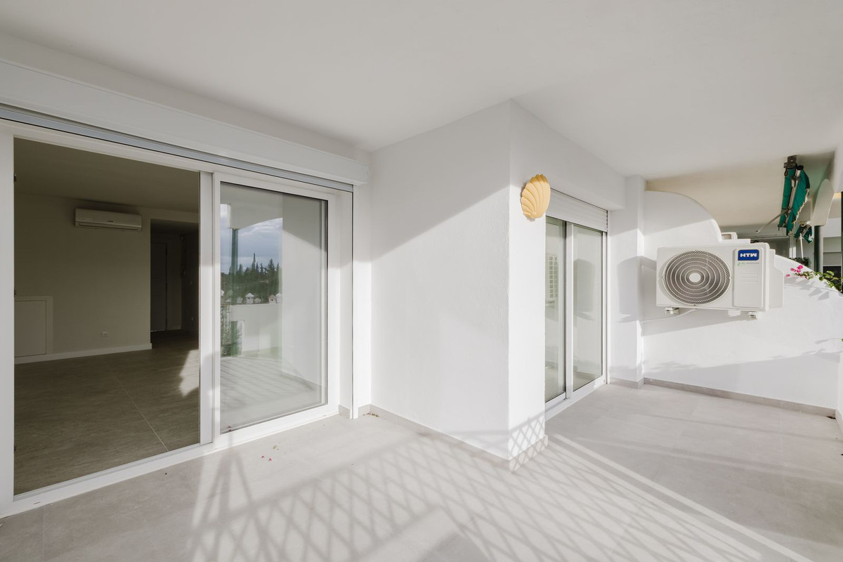 2 Bed Apartment for sale in Artola Costa Del Sol, Málaga, Spain