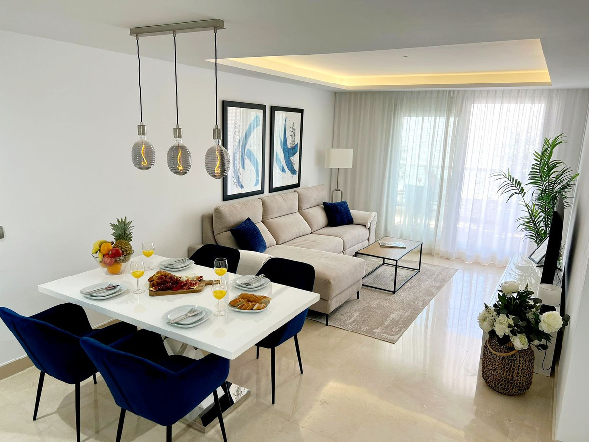 3 Bed Apartment for sale in San Pedro De Alcántara Costa Del Sol, Málaga, Spain