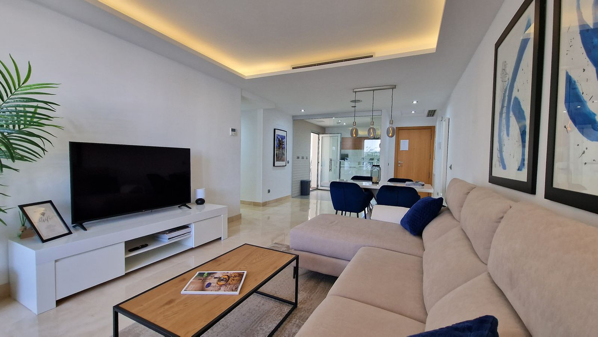 3 Bed Apartment for sale in San Pedro De Alcántara Costa Del Sol, Málaga, Spain