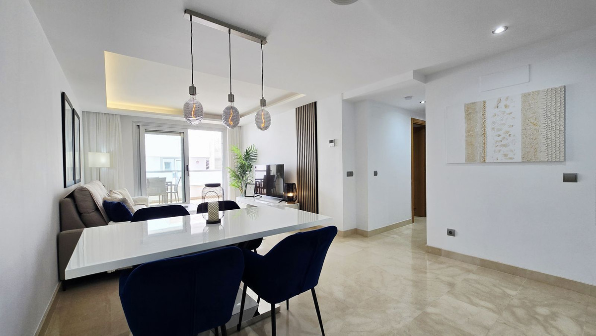 3 Bed Apartment for sale in San Pedro De Alcántara Costa Del Sol, Málaga, Spain