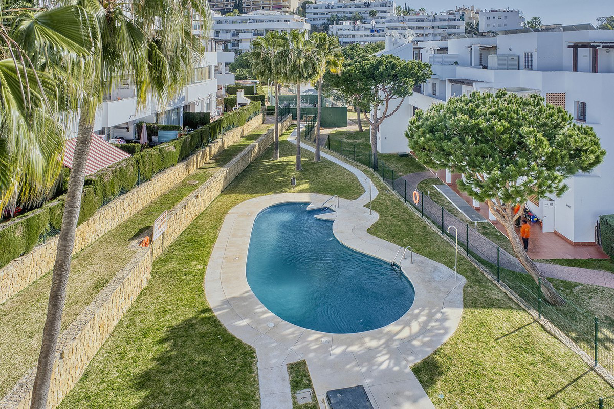 2 Bed Apartment for sale in Riviera Del Sol Costa Del Sol, Málaga, Spain
