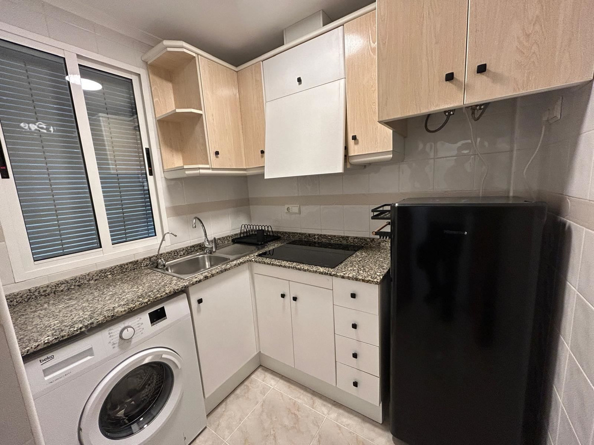 2 Bed Apartment for sale in Torrevieja Costa Blanca, Alicante, Spain
