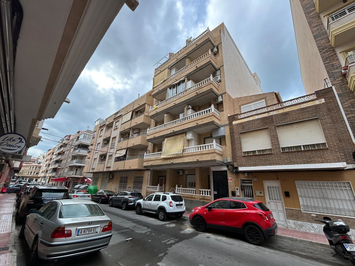 2 Bed Apartment for sale in Torrevieja Costa Blanca, Alicante, Spain