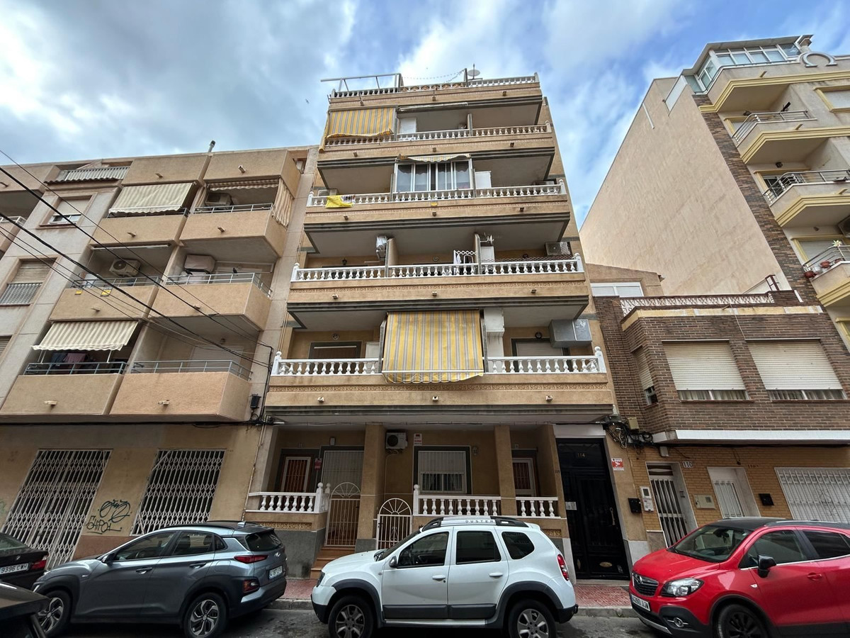 2 Bed Apartment for sale in Torrevieja Costa Blanca, Alicante, Spain