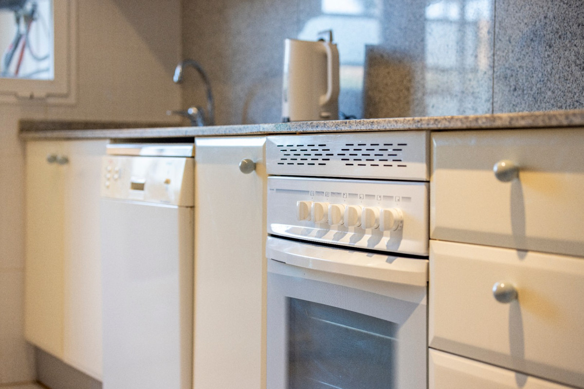 Se vende Apartamento Planta Media de 3 dormitorios en Costa Blanca, Alicante, España