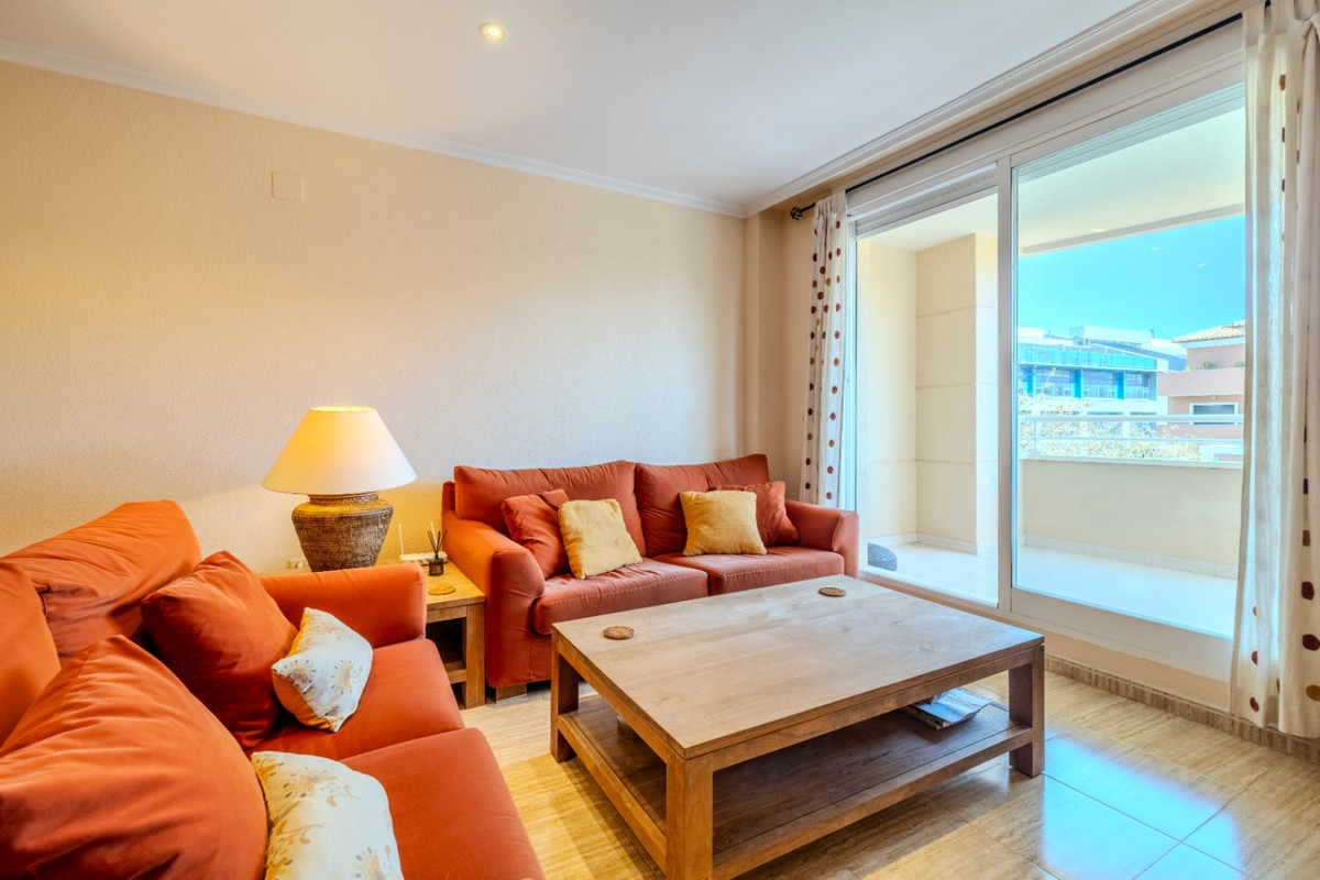 Se vende Apartamento Planta Media de 3 dormitorios en Costa Blanca, Alicante, España