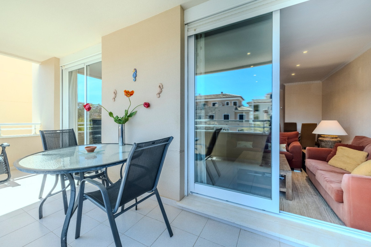 Se vende Apartamento Planta Media de 3 dormitorios en Costa Blanca, Alicante, España