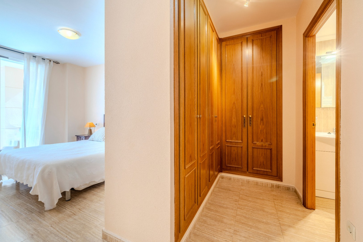 Se vende Apartamento Planta Media de 3 dormitorios en Costa Blanca, Alicante, España