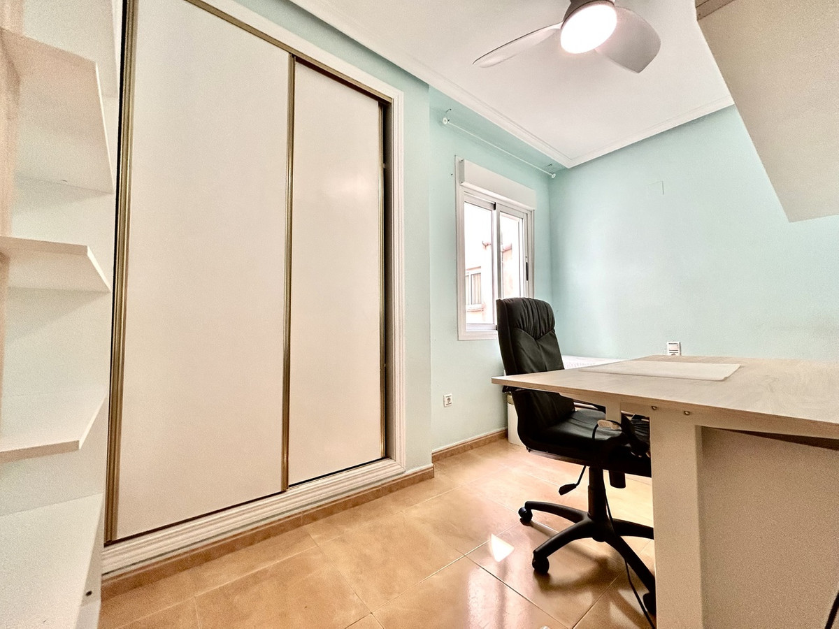 Se vende Apartamento Planta Media de 2 dormitorios en Costa Blanca, Alicante, España