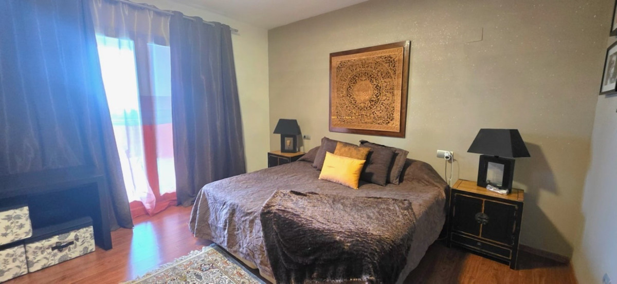 3 Bed Townhouse for sale in Benahavís Costa Del Sol, Málaga, Spain