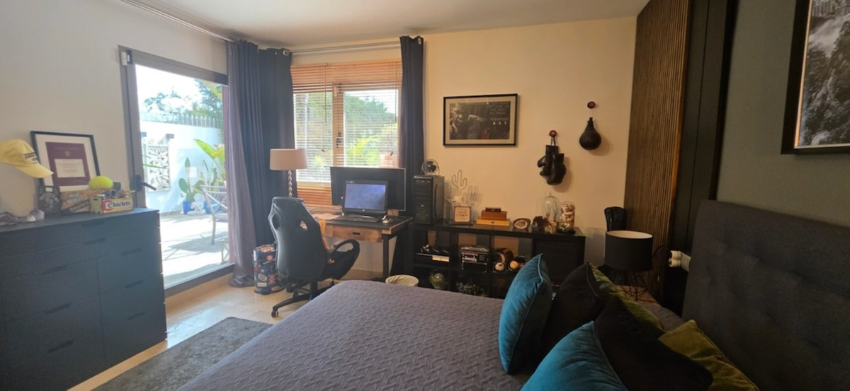 3 Bed Townhouse for sale in Benahavís Costa Del Sol, Málaga, Spain