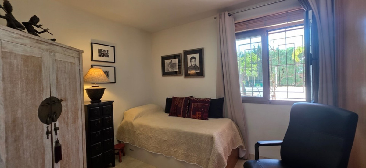 3 Bed Townhouse for sale in Benahavís Costa Del Sol, Málaga, Spain