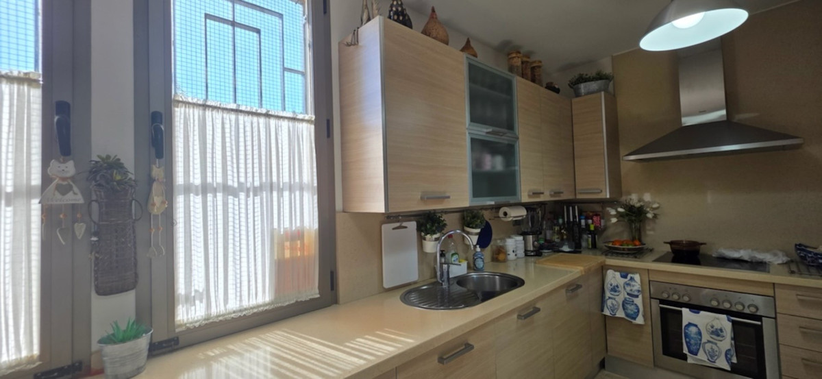 3 Bed Townhouse for sale in Benahavís Costa Del Sol, Málaga, Spain