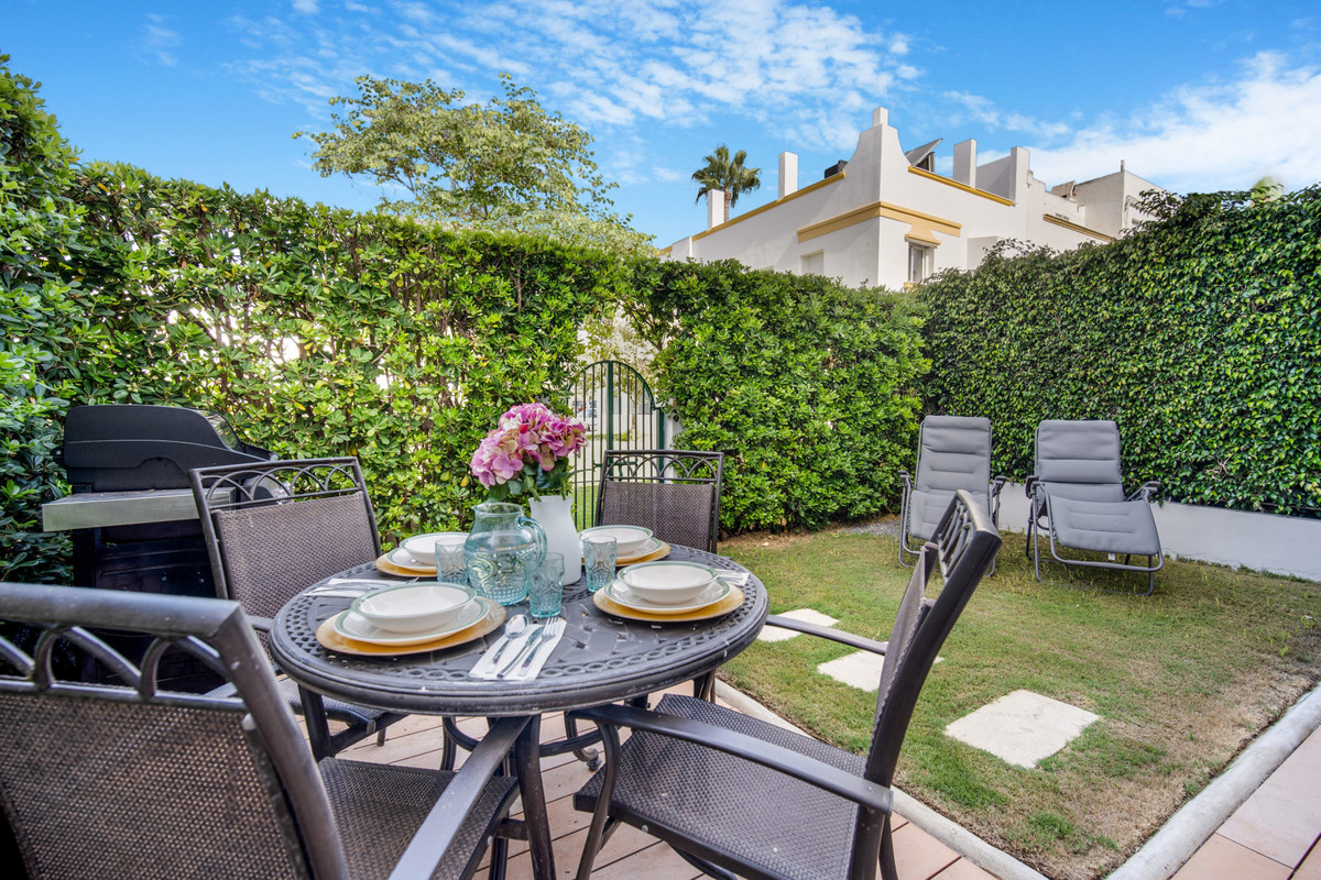 Se vende Adosada de 4 dormitorios en Costa Del Sol, Málaga, España