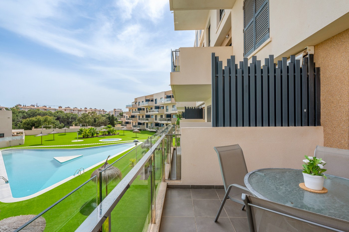 Se vende Apartamento Planta Media de 2 dormitorios en Costa Blanca, Alicante, España