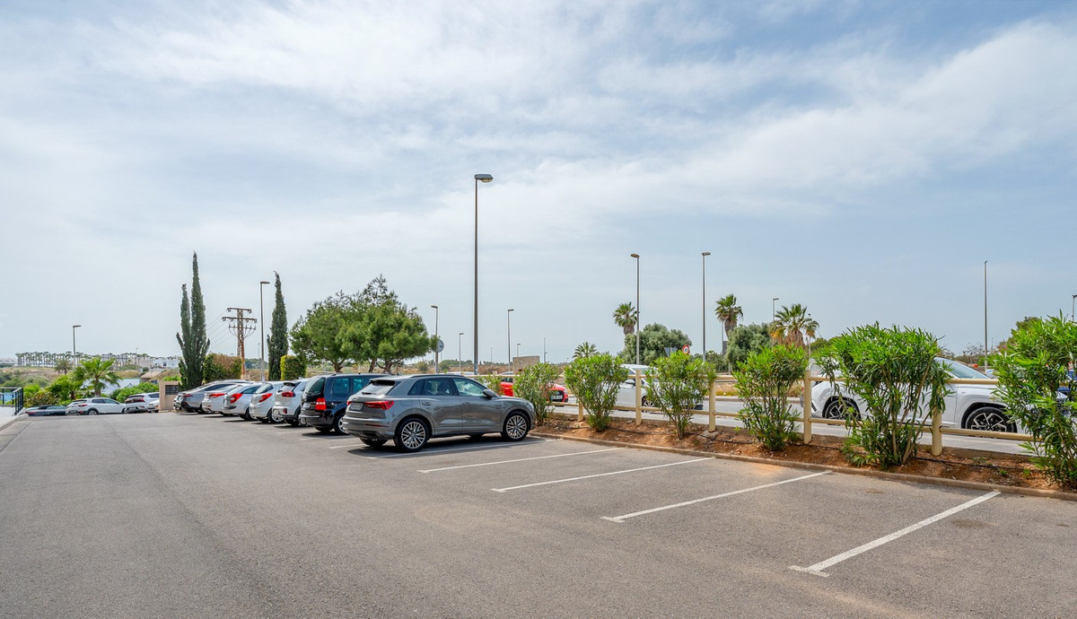 Se vende Apartamento Planta Media de 2 dormitorios en Costa Blanca, Alicante, España