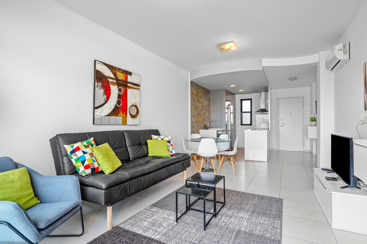 Se vende Apartamento Planta Media de 2 dormitorios en Costa Blanca, Alicante, España