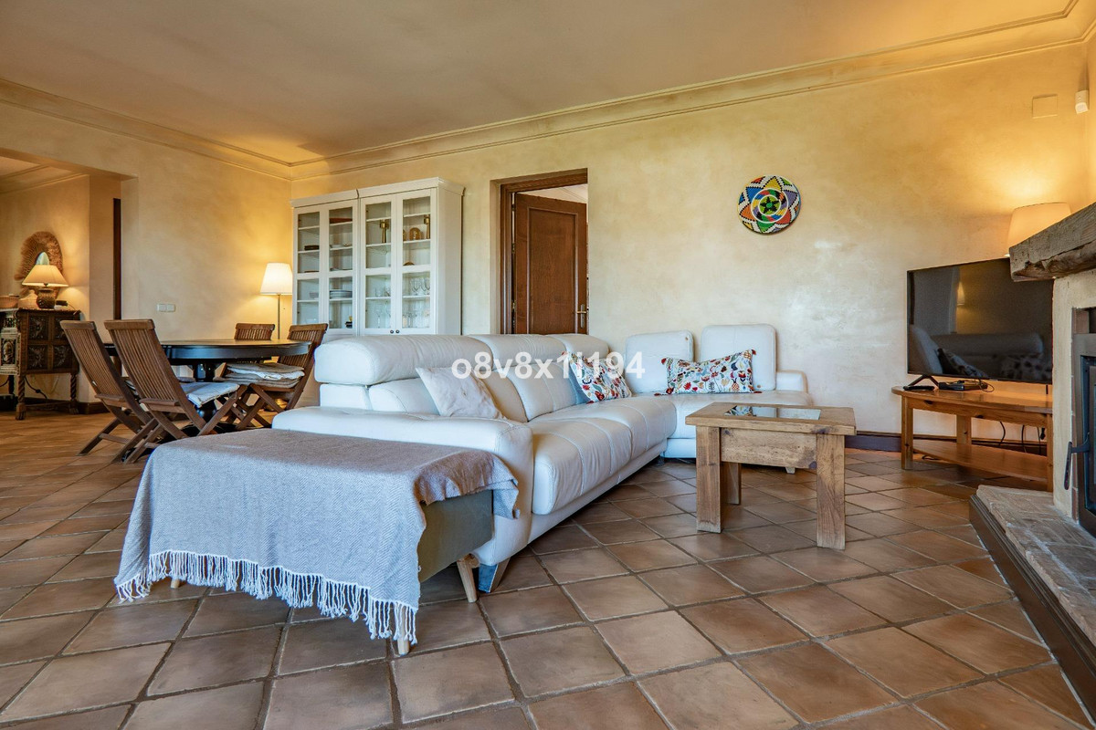 2 Bed Townhouse for sale in Marbella Costa Del Sol, Málaga, Spain